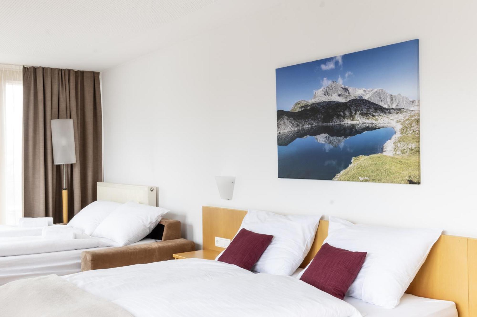 Hotel Loewen Lingenau Esterno foto