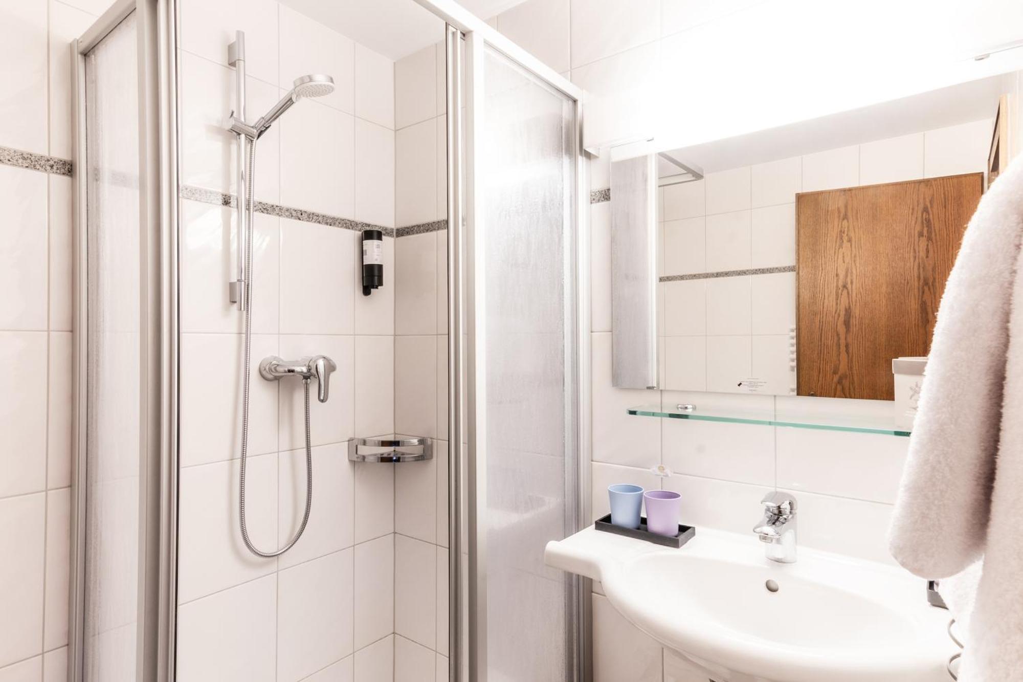 Hotel Loewen Lingenau Esterno foto
