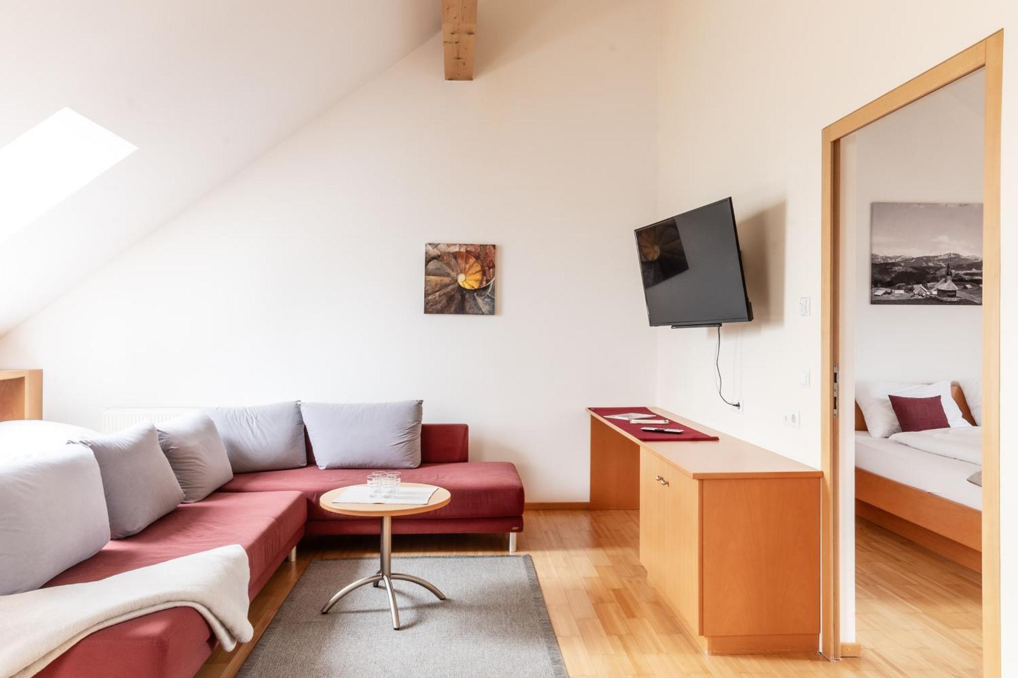 Hotel Loewen Lingenau Esterno foto