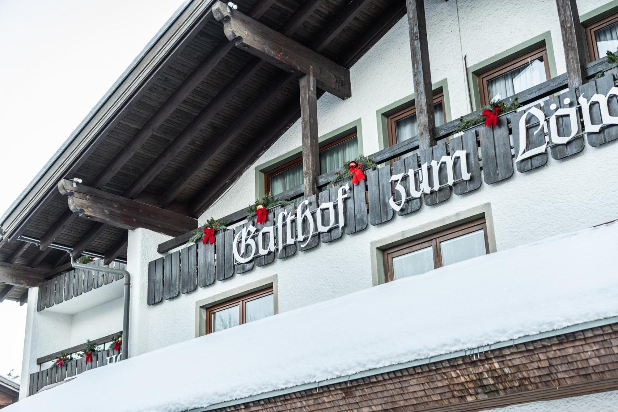 Hotel Loewen Lingenau Esterno foto
